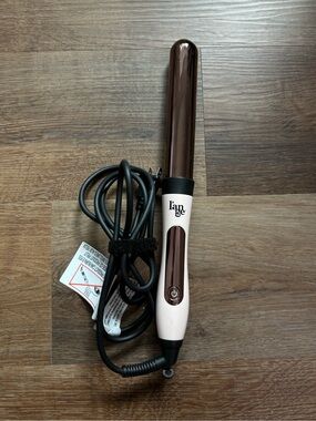 Lange Rose Gold and Cream Curling Wand